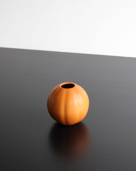 ROUND SMALL VASE - S - HAZELNOOT