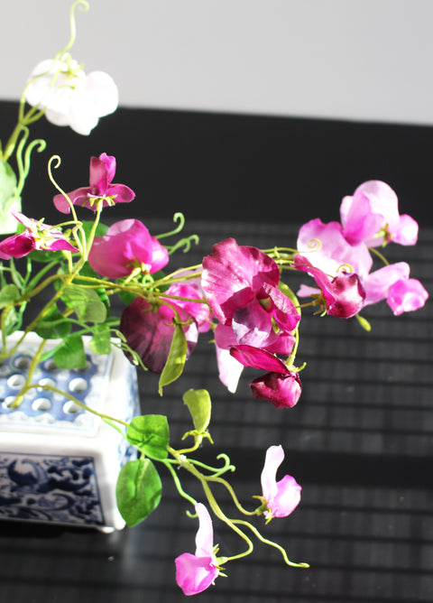 Florence Bouquet x Delft Blue Brick Vase