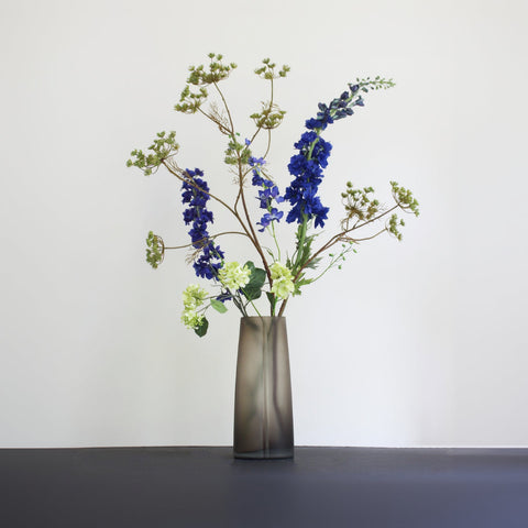 MINIMALISM BLUE