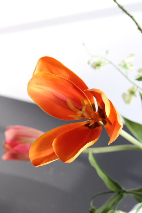 BRUSSELS - Artificial flowers