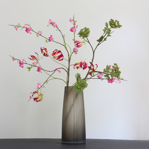 MINIMALISM PINK