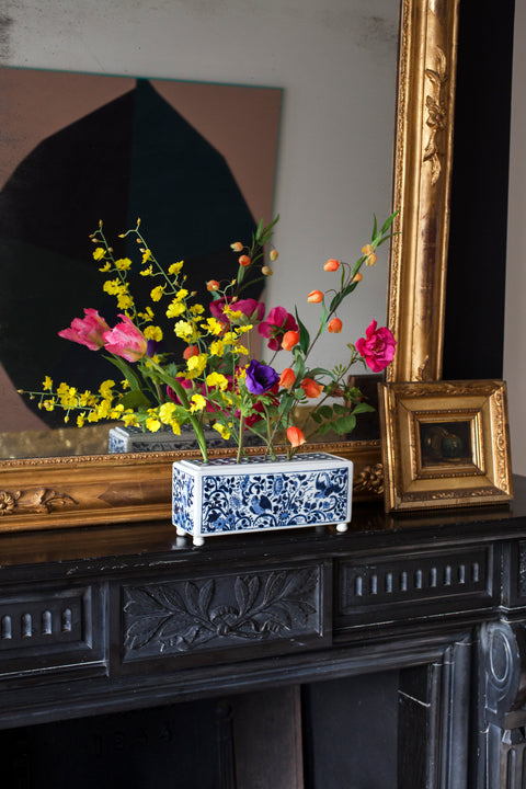 DELFT - Artificial flowers