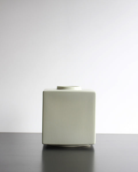 SQUARE VASE CELADON  23x23x23cm