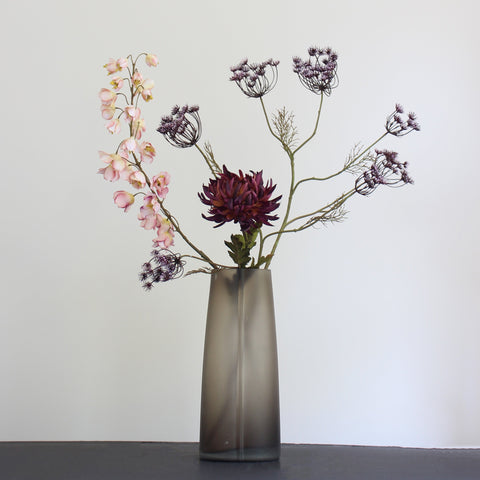 MINIMALISM DEEP PLUM
