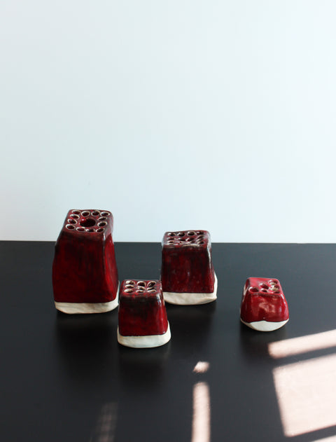 VASE L RED PIQUE-FLEURS